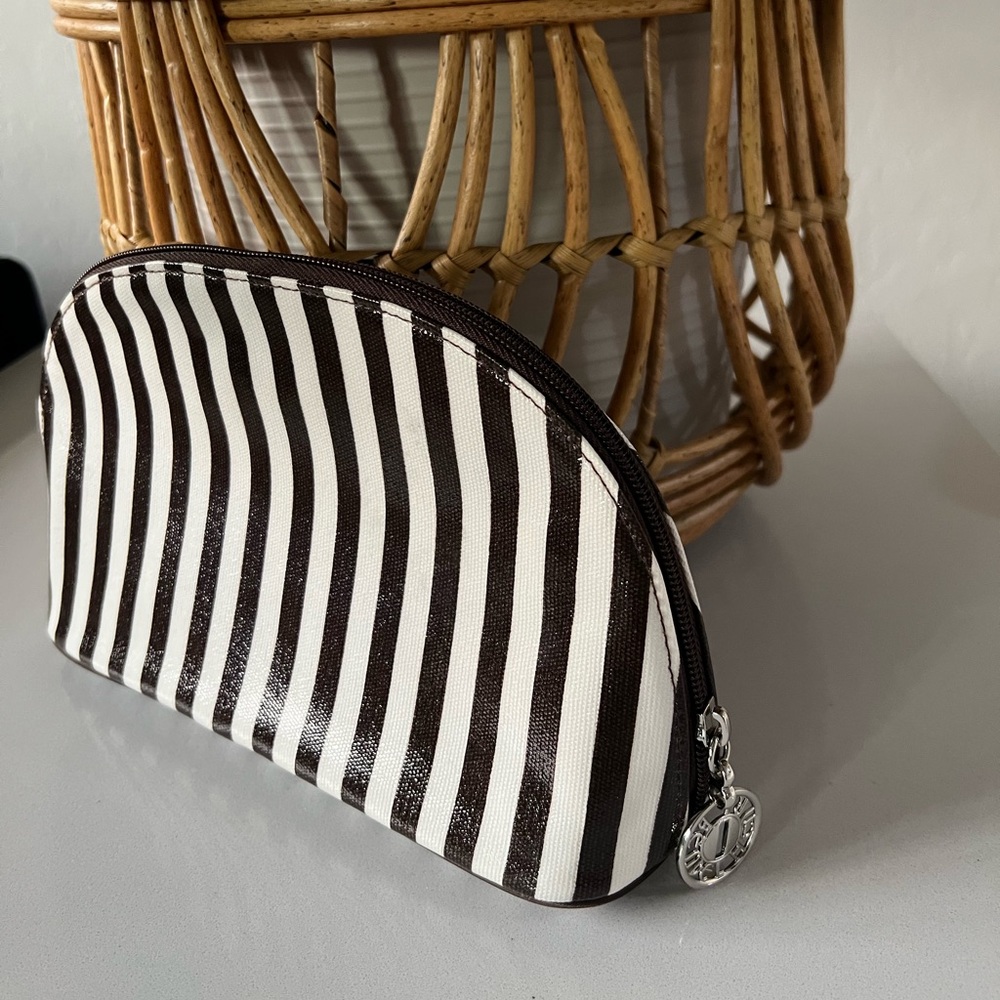 Henri Bendel Cosmetic Pouch Bag - Picture 2 of 12